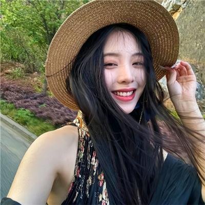 我刚辞职系统逼我当团宠